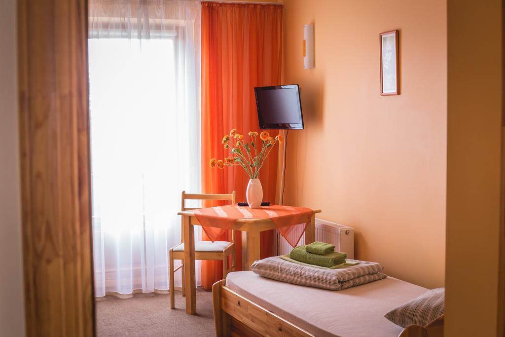 Hotel Viesu Maja Janis Madona Zewnętrze zdjęcie
