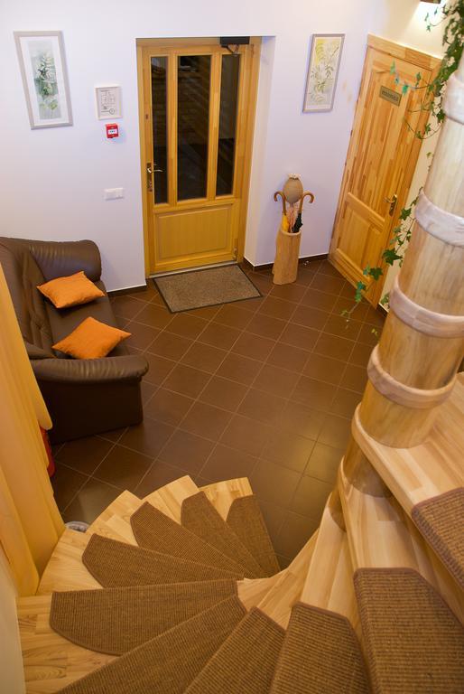 Hotel Viesu Maja Janis Madona Zewnętrze zdjęcie