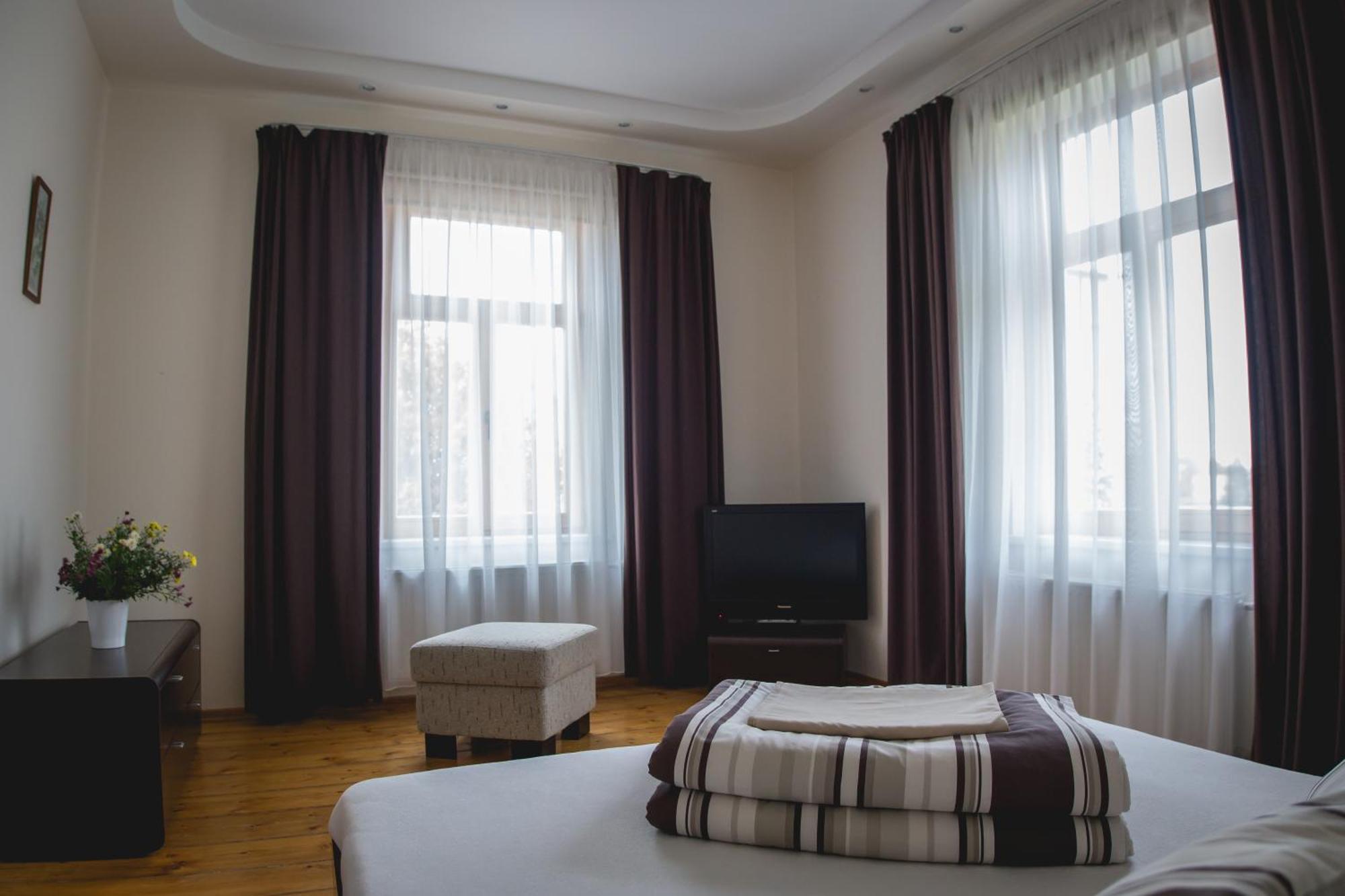 Hotel Viesu Maja Janis Madona Zewnętrze zdjęcie