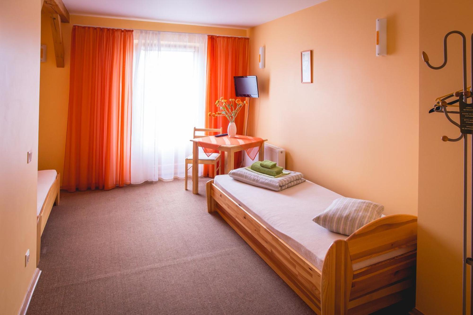 Hotel Viesu Maja Janis Madona Pokój zdjęcie